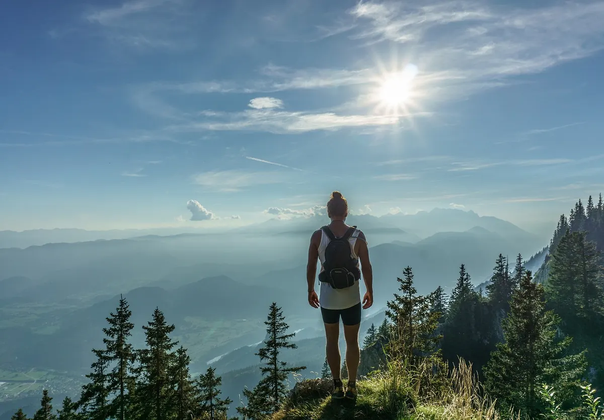 How to Plan a Safe First Solo Hike in the UK: A Step-by-Step Guide